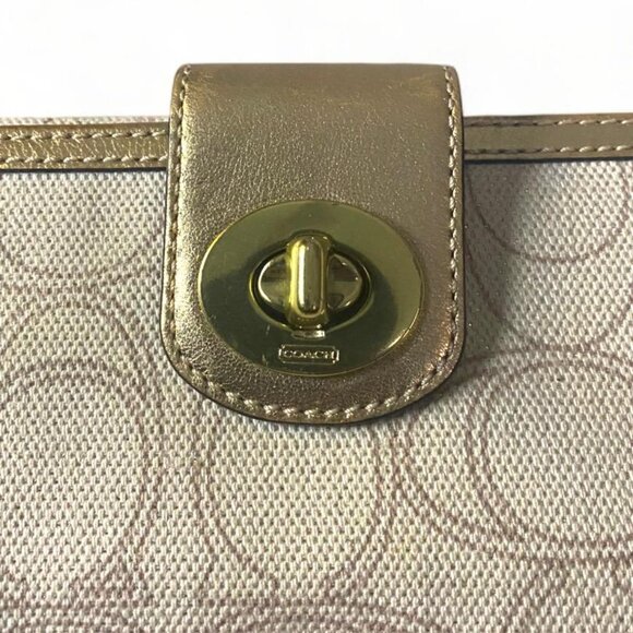 COACH | Vintage Monogram Gold and Beige Long Fold Wallet Gold Hardware Turn Lock - Picture 4 of 6